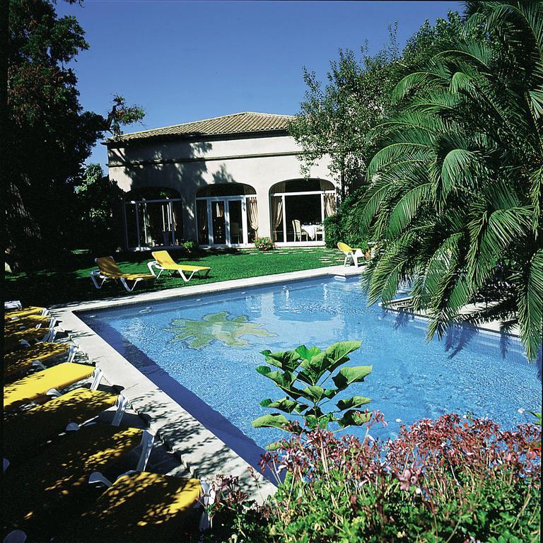 Relais Du Silence Le Mas Du Soleil Salon-de-Provence Bagian luar foto